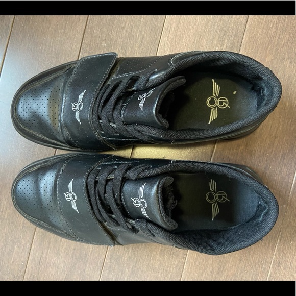 CREATIVE RECREATION - Women’s 7 - Sneakers EUC - Picture 2 of 6